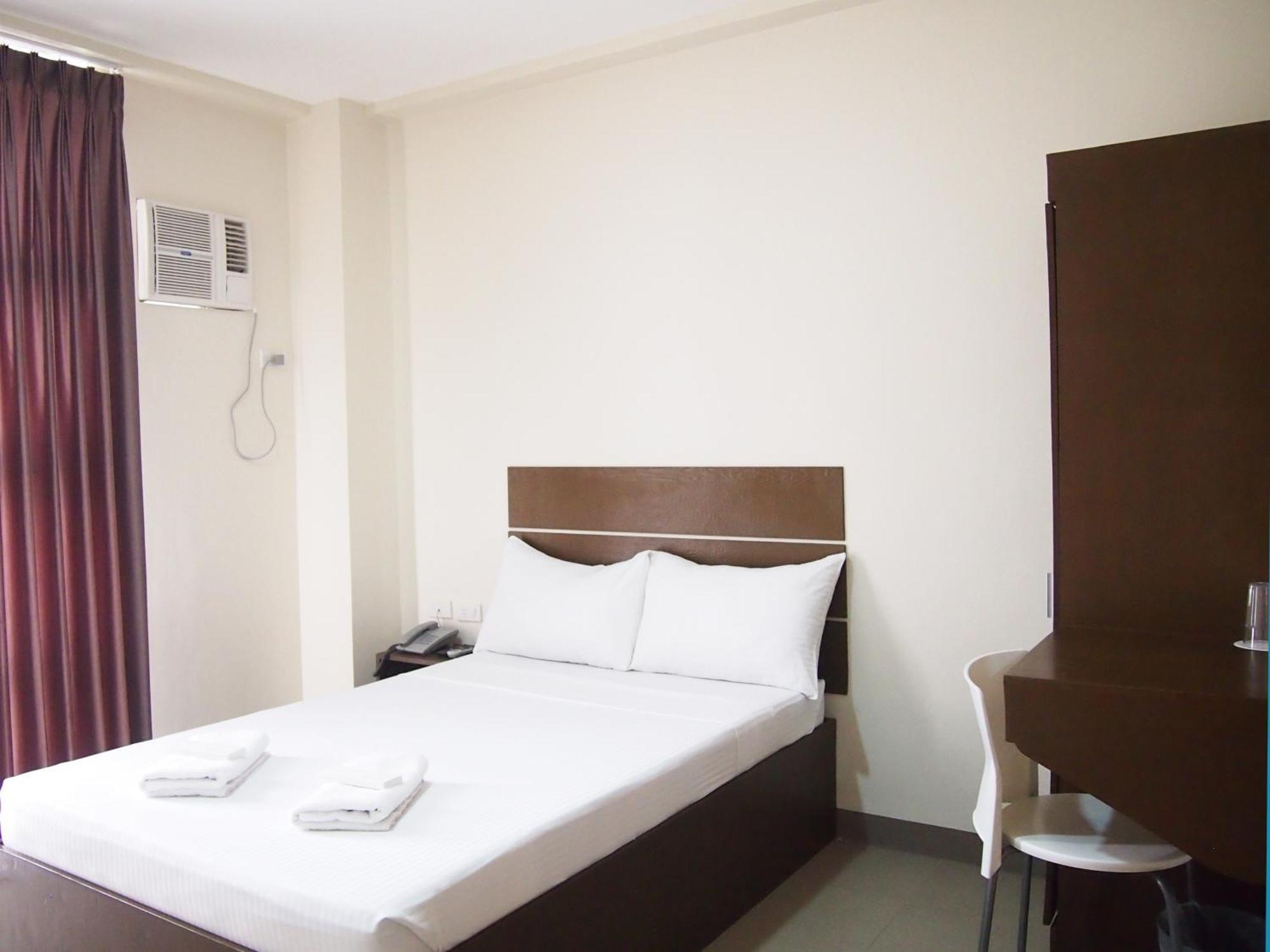 Emerald Suites Cdo Cagayán de Oro Chambre photo