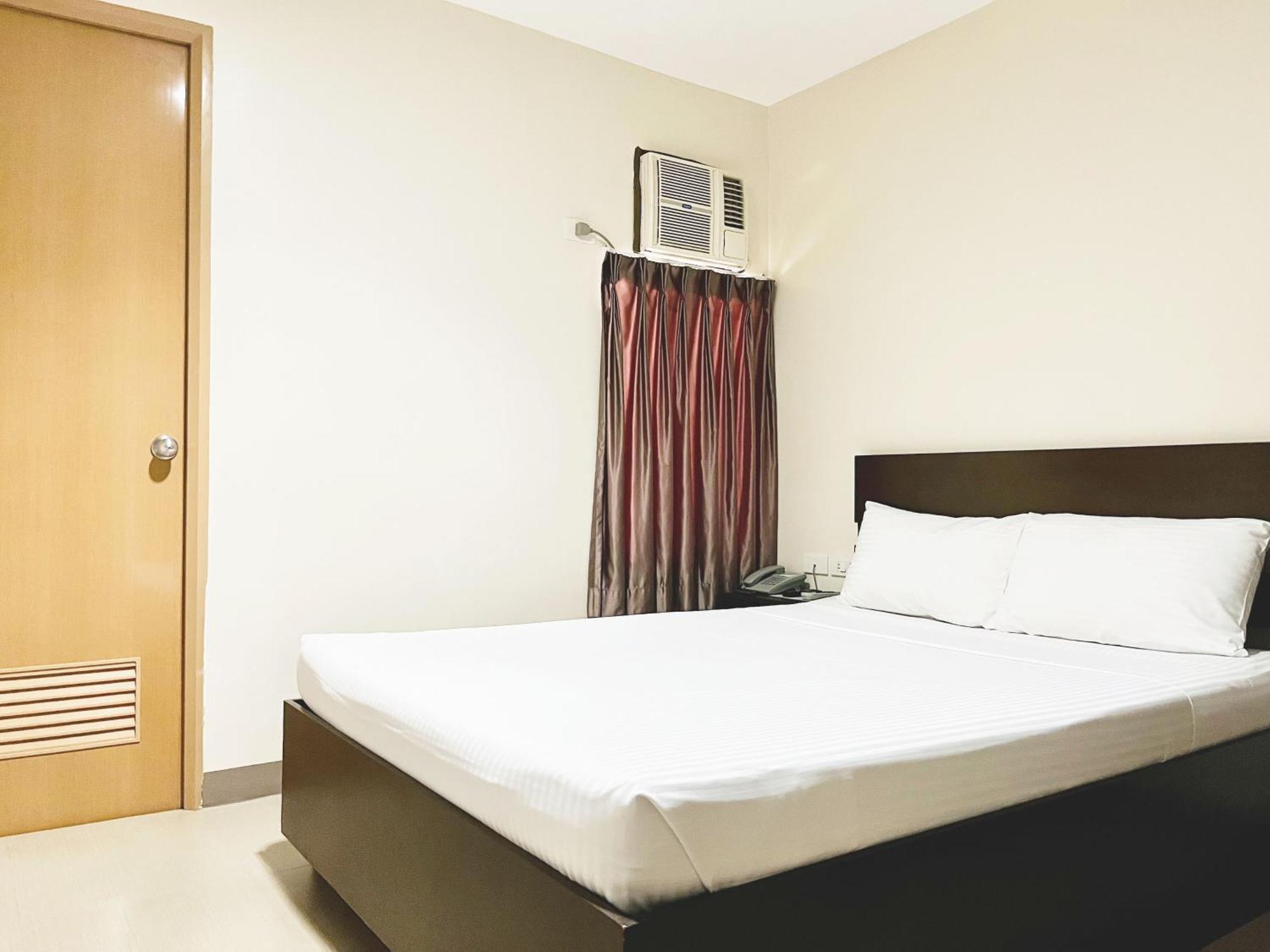 Emerald Suites Cdo Cagayán de Oro Chambre photo