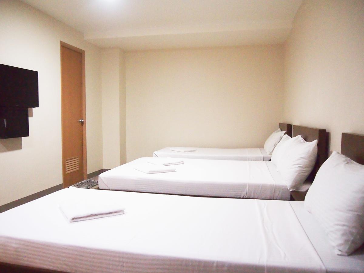 Emerald Suites Cdo Cagayán de Oro Chambre photo