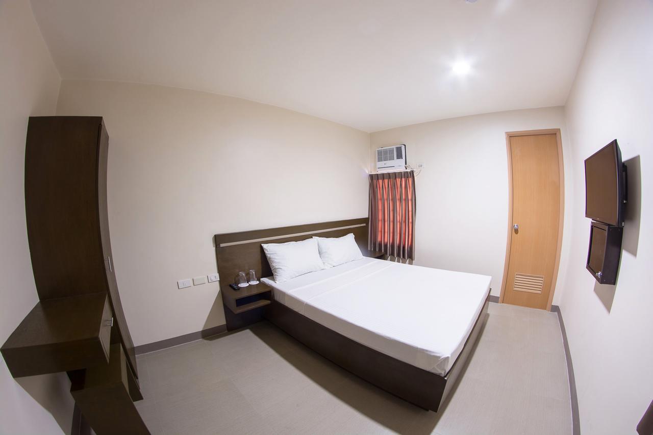 Emerald Suites Cdo Cagayán de Oro Chambre photo